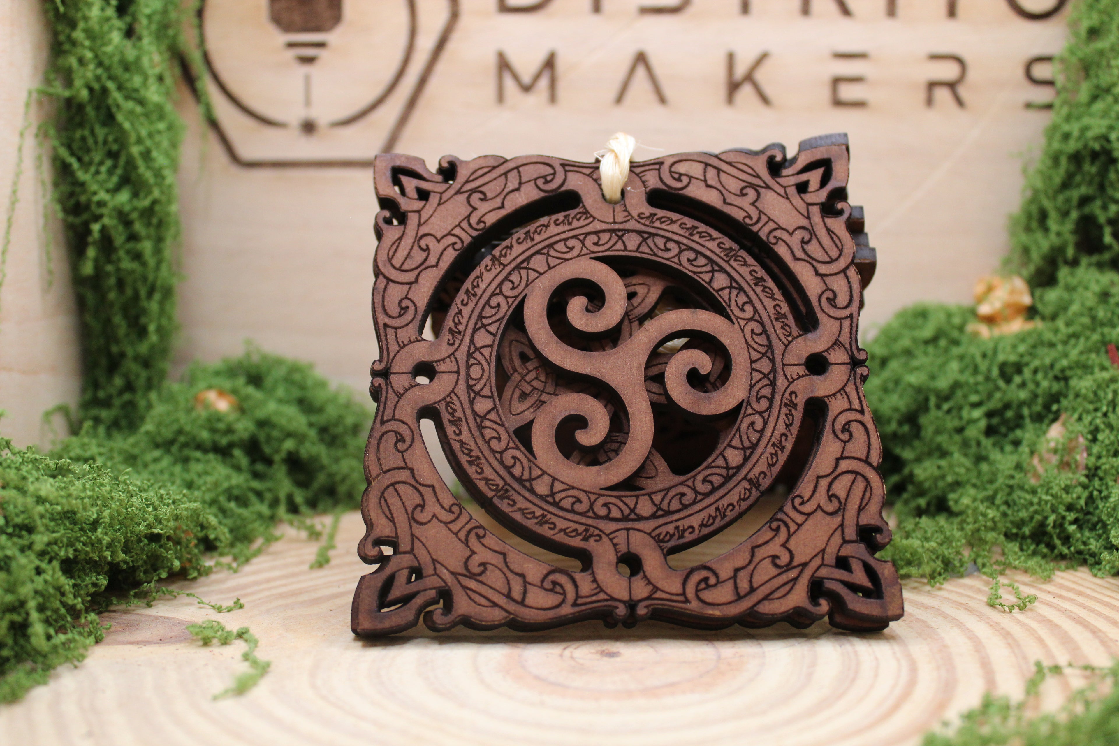 Set de 6 Posavasos Celtas de Madera Pintados a Mano