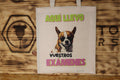 Tote bag de tela símil lino con el lema «Aquí llevo vuestros exámenes» y la ilustración de un perro de orejas de punta, regalo para profesores